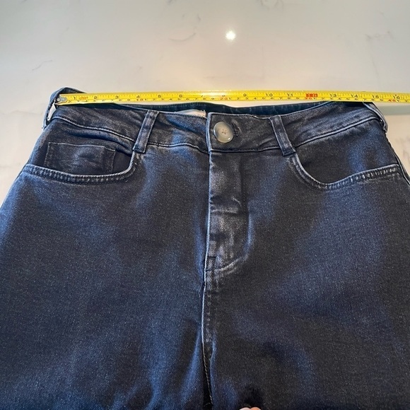 PILCRO the skipper cropped wide leg jean / 28 / washed black denim - Picture 4 of 11